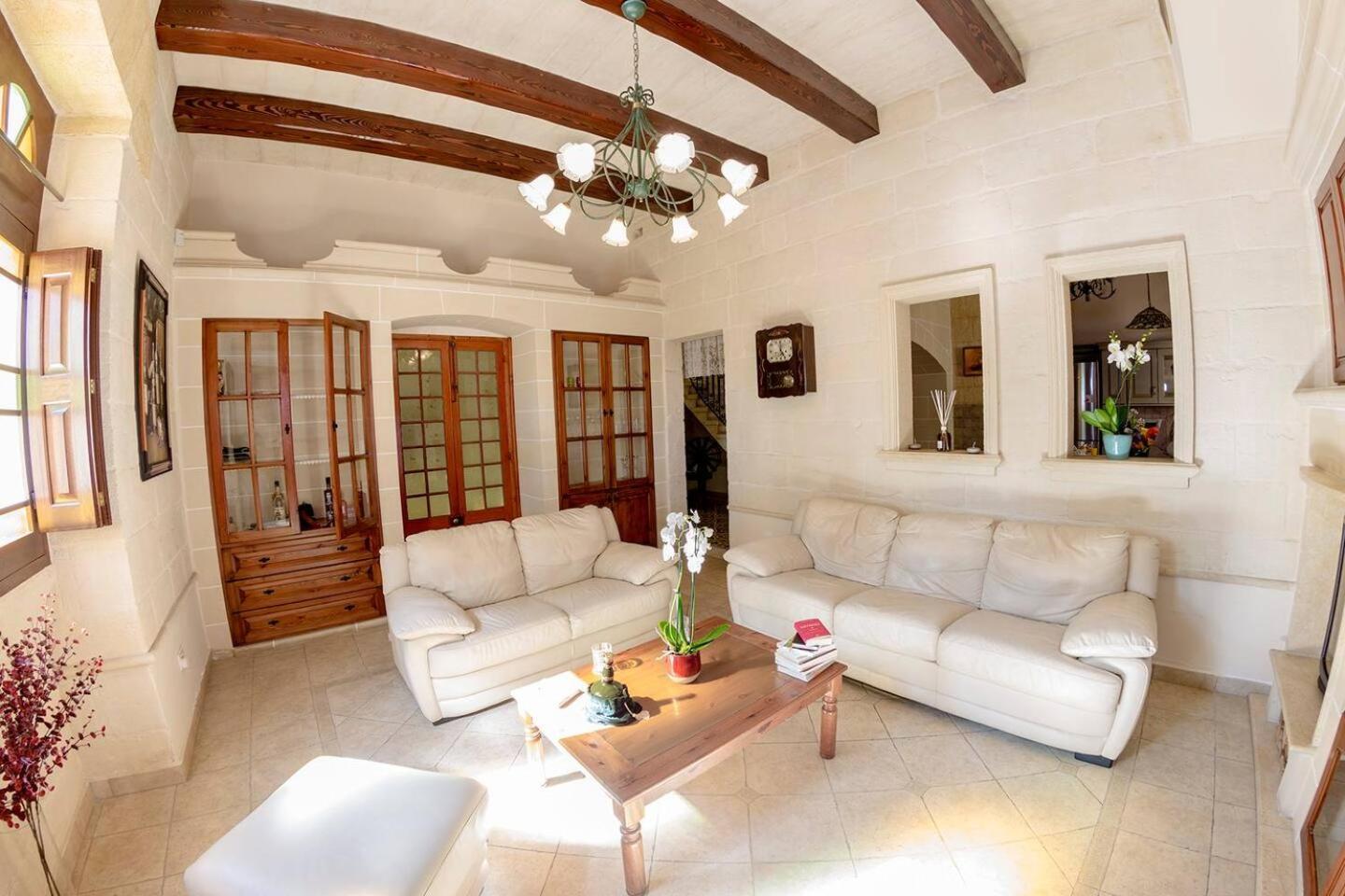 Mellieha Cosy House Of Character By Homely Ferienhaus Ix-Xaghra ta' Barra